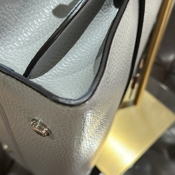 Authentic Henri Bendel Barrow Street Satchel in Grey, EUC Like New